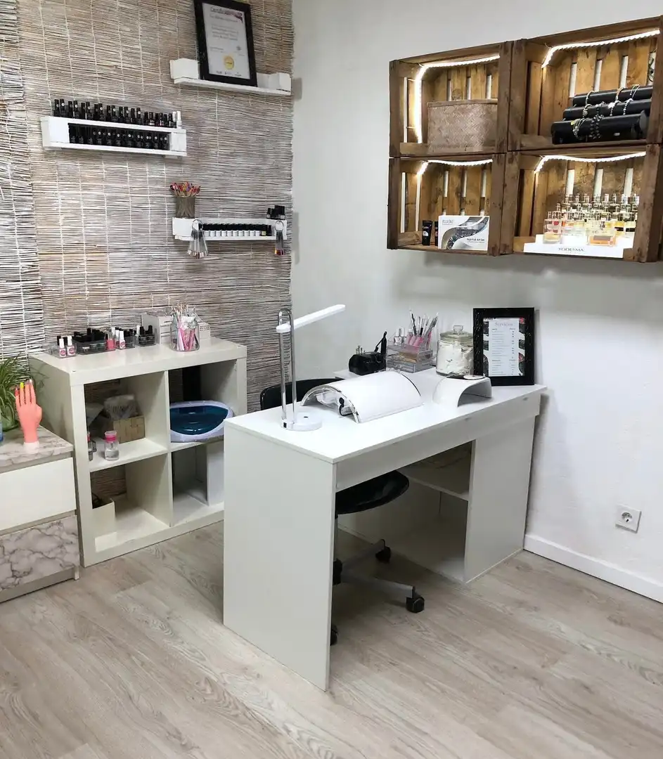 Business premises to rent in de Salvador Vancell 36, imagen 4