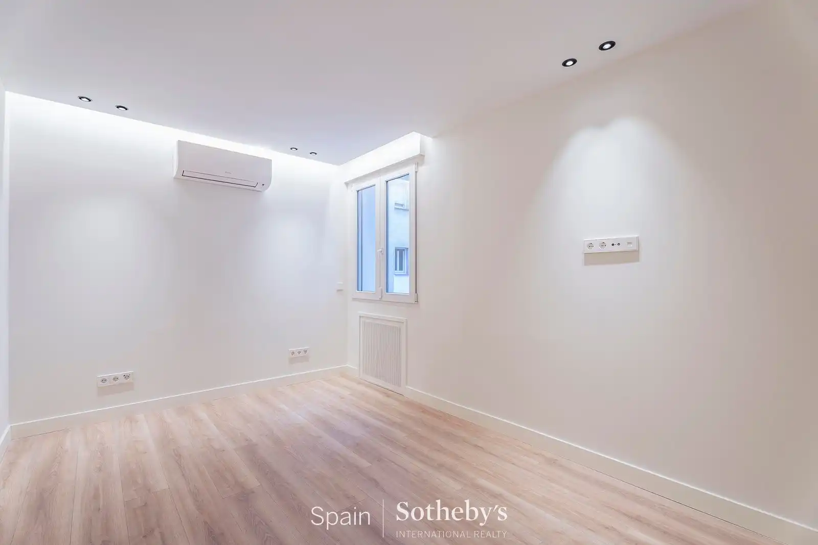 Apartamento con ascensor en venta en Calle de Meléndez Valdés, imagen 28