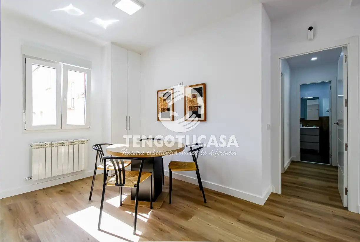 Schlafzimmer von Wohnung zum Verkauf in Madrid mit Klimaanlage, Heizung und Terrasse