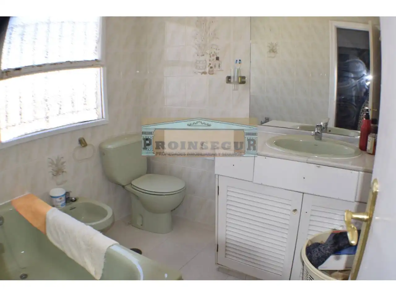 Bathroom of Houses for sale in Cártama pueblo