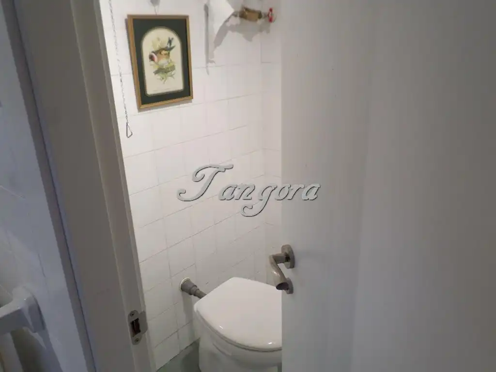 Badezimmer von Geschaftsraum zur Miete in Getxo 