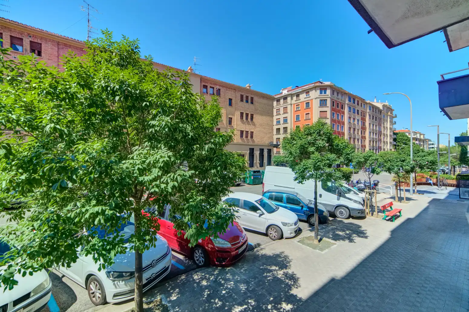 Vista exterior de Piso en venta en  Pamplona / Iruña con Calefacción