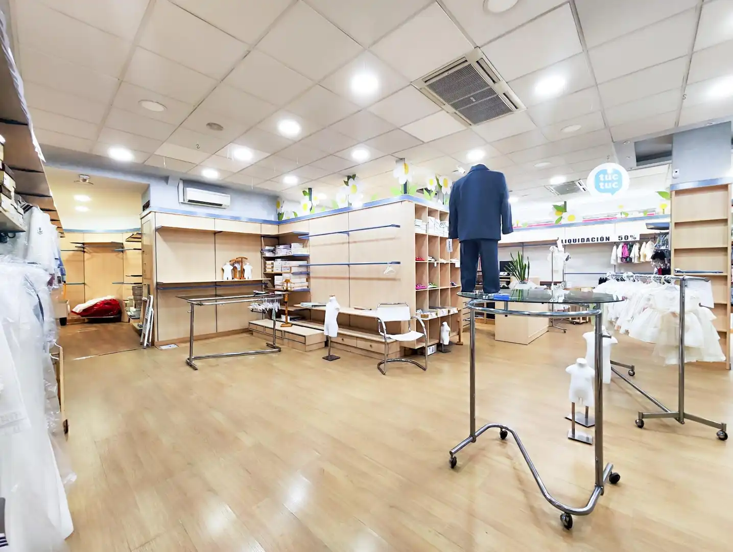 Commercial properties for rent in Puertollano  with Air Conditioner, Parquet flooring and Furnished
