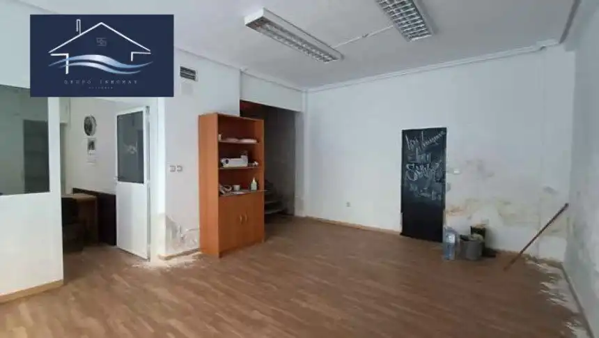 Local en venta en Alicante / Alacant con Aire acondicionado y Calefacción