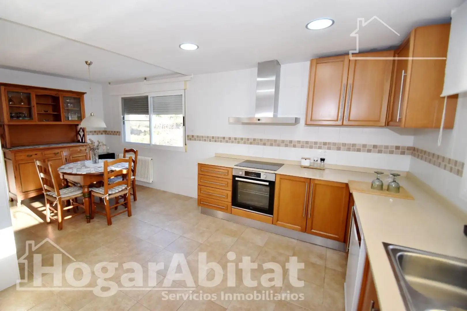 Cuina de Casa o xalet en venda en Borriol amb Calefacció, Jardí privat i Terrassa