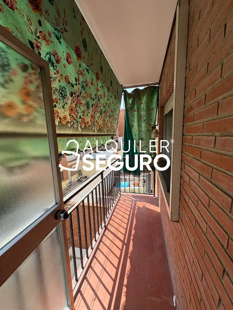 Balcony of Flat for rent in Madrid  with Heating, Terrace and Furnished
