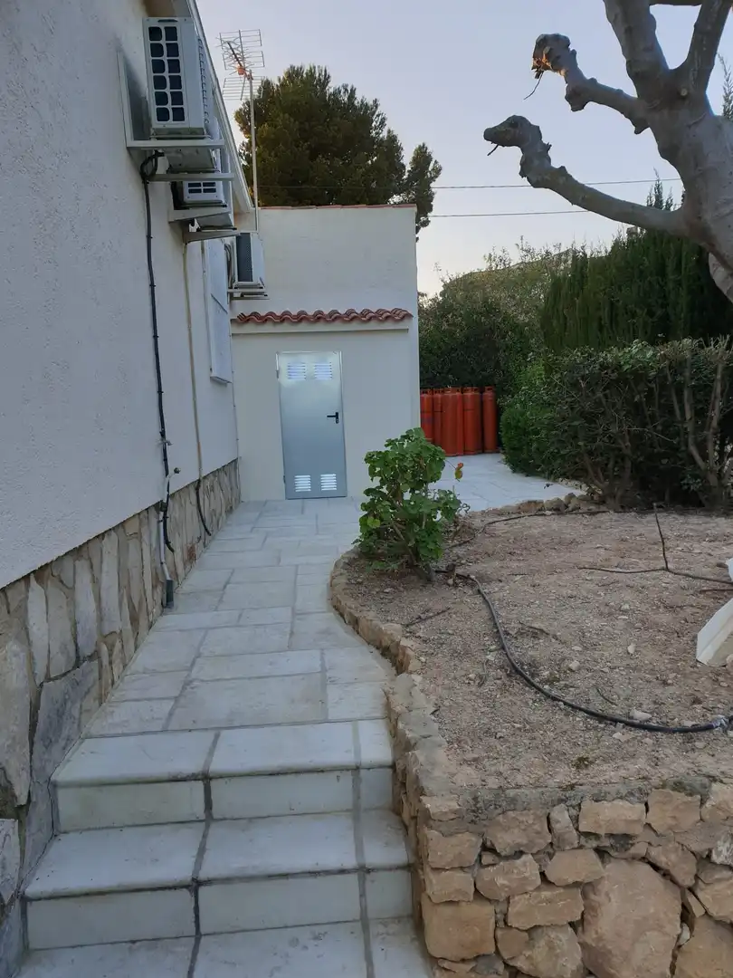 Terrasse von Haus oder Chalet zum Verkauf in L'Alfàs del Pi mit Klimaanlage, Privatgarten und Terrasse
