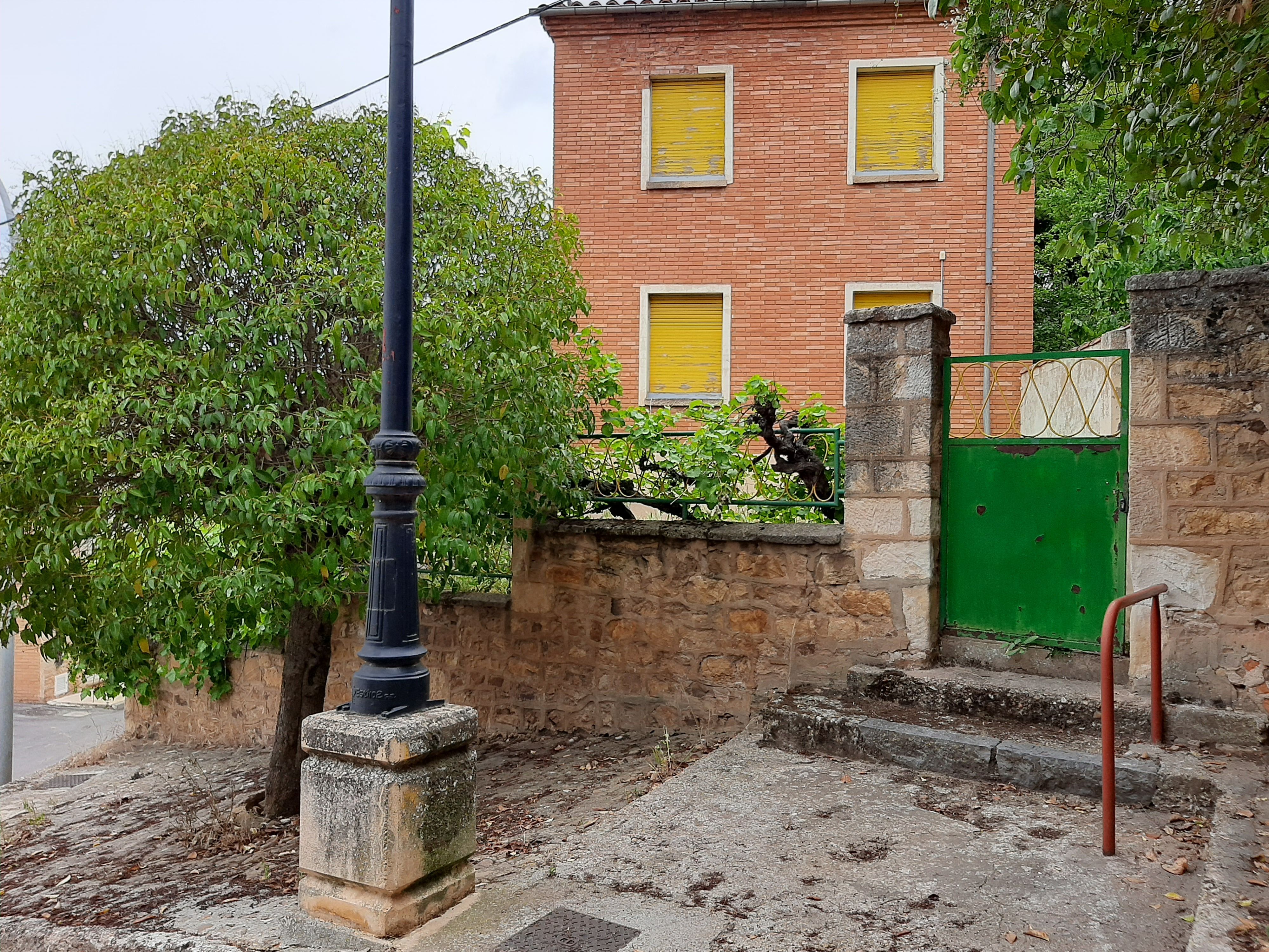 Vista exterior de Casa adosada en venda en Soria Capital 