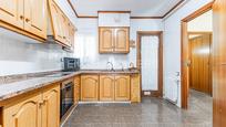 Cuina de Apartament en venda en Vilanova i la Geltrú amb Calefacció, Terrassa i Balcó