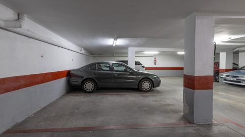 SE VENDE 🚗 Plaza de garaje amplia en Maracena, con fácil acceso y junto al Metro