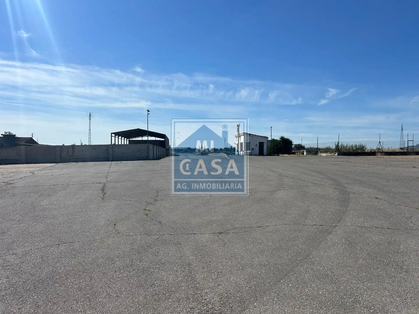 Vista exterior de Nave industrial en venta en Mérida