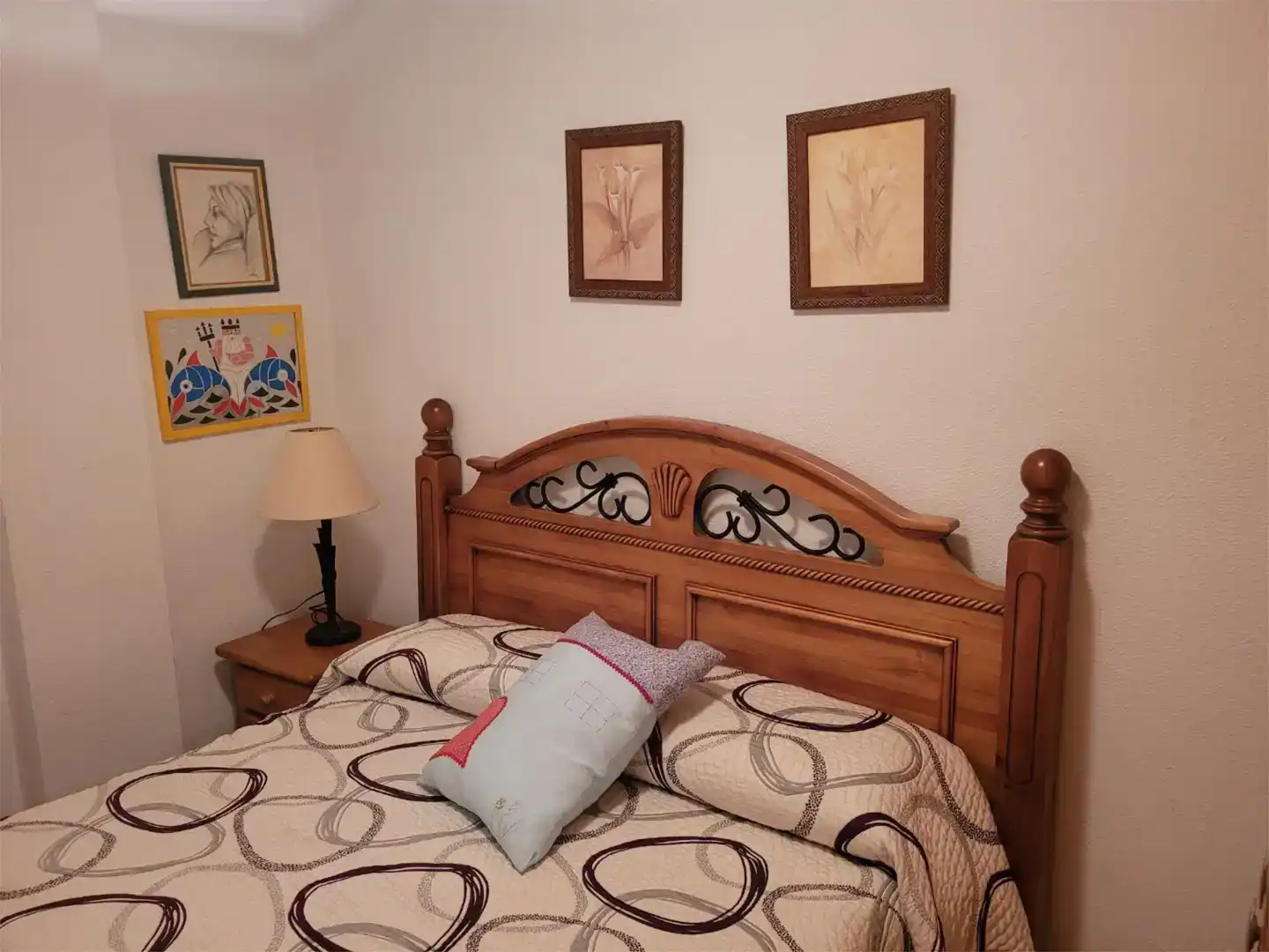Habitación de Piso en venta en Salvacañete con Parquet, Trastero y Amueblado
