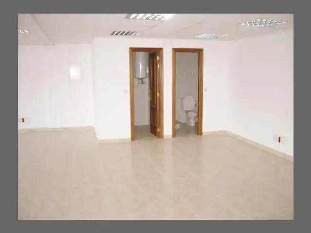 Oficina de alquiler en A Coruña Capital 
