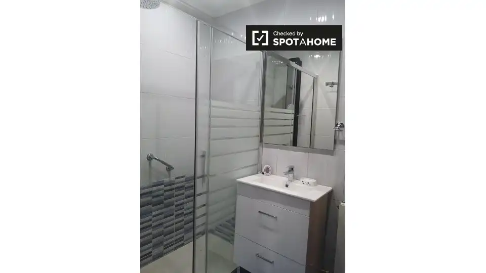 Room in Artatzu - Larraskitu
