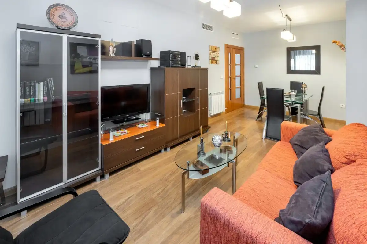 Living room of Flat for rent in Granada  with Heating, Private garden and Storage room