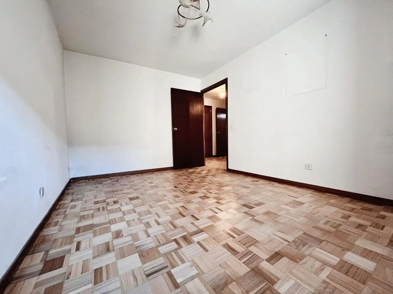 Bedroom of Ground floor for sale in Madrid  with Heating, Private garden and Terrace