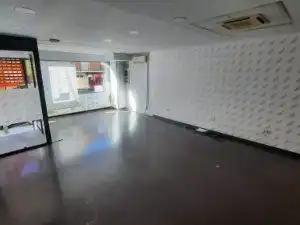 Commercial properties for rent in Móstoles  with Air Conditioner