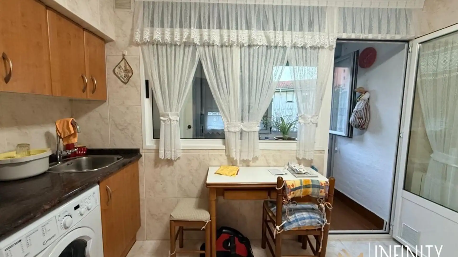 Cuina de Pis de lloguer en Bilbao  amb Calefacció