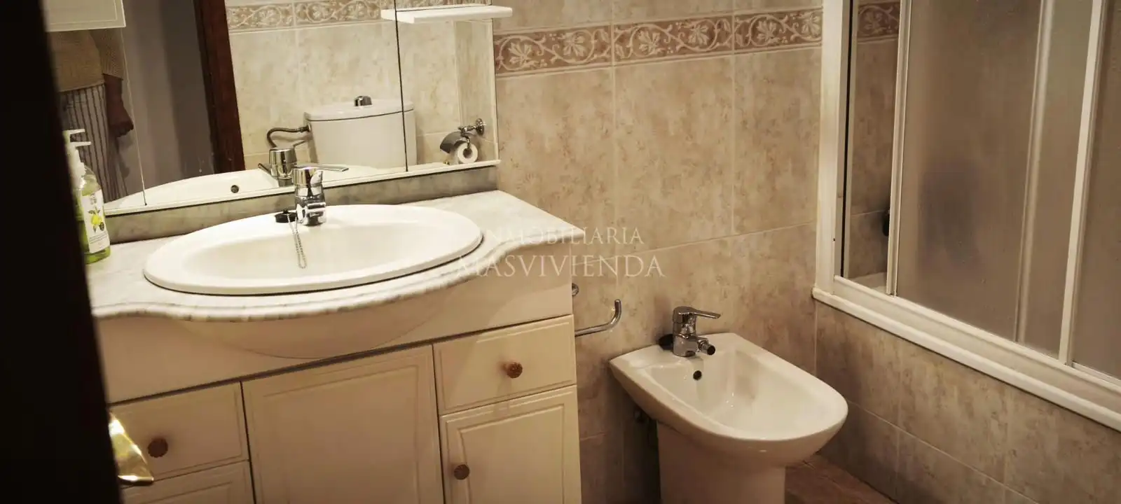 Bathroom of Flat for rent in Baiona  with Furnished