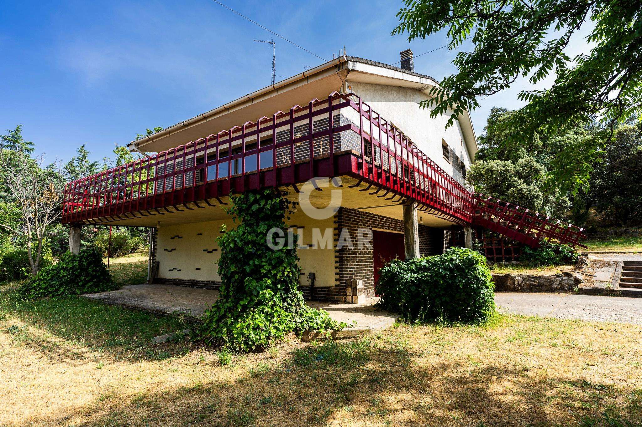 Vista exterior de Casa o xalet en venda en El Escorial amb Calefacció