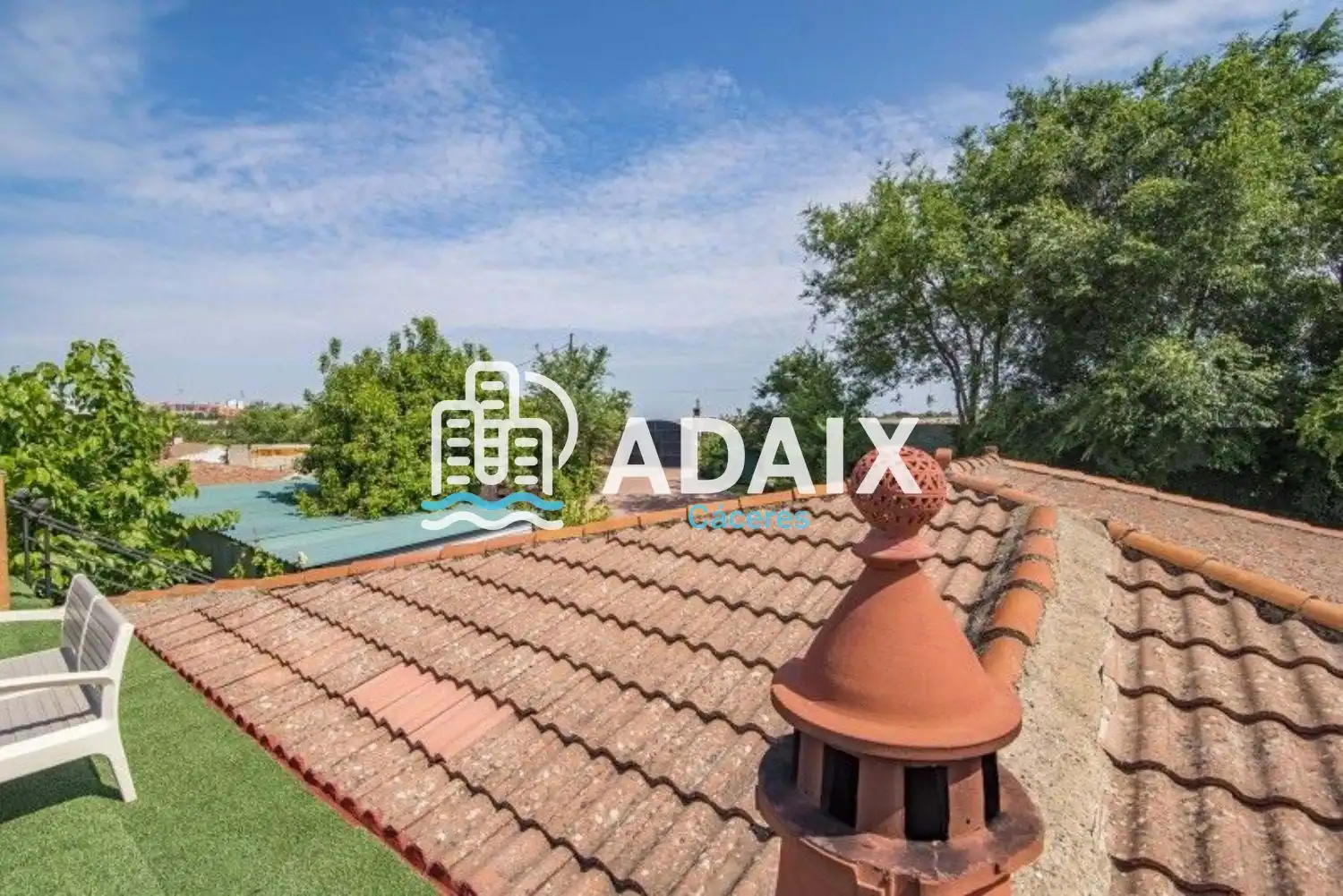 Jardí de Casa o xalet en venda en Cáceres amb Aire condicionat i Terrassa