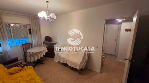 Foto 3 de Piso en venta en Calle de Salas Barbadillo, Pueblo Nuevo, Madrid Capital