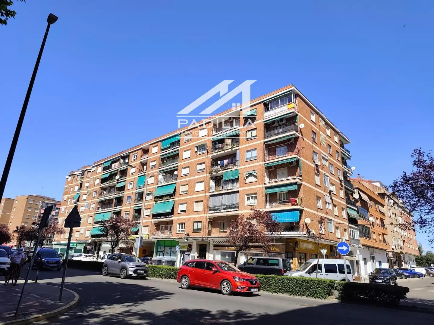 Pis amb ascensor en venda a Francisco Aguirre