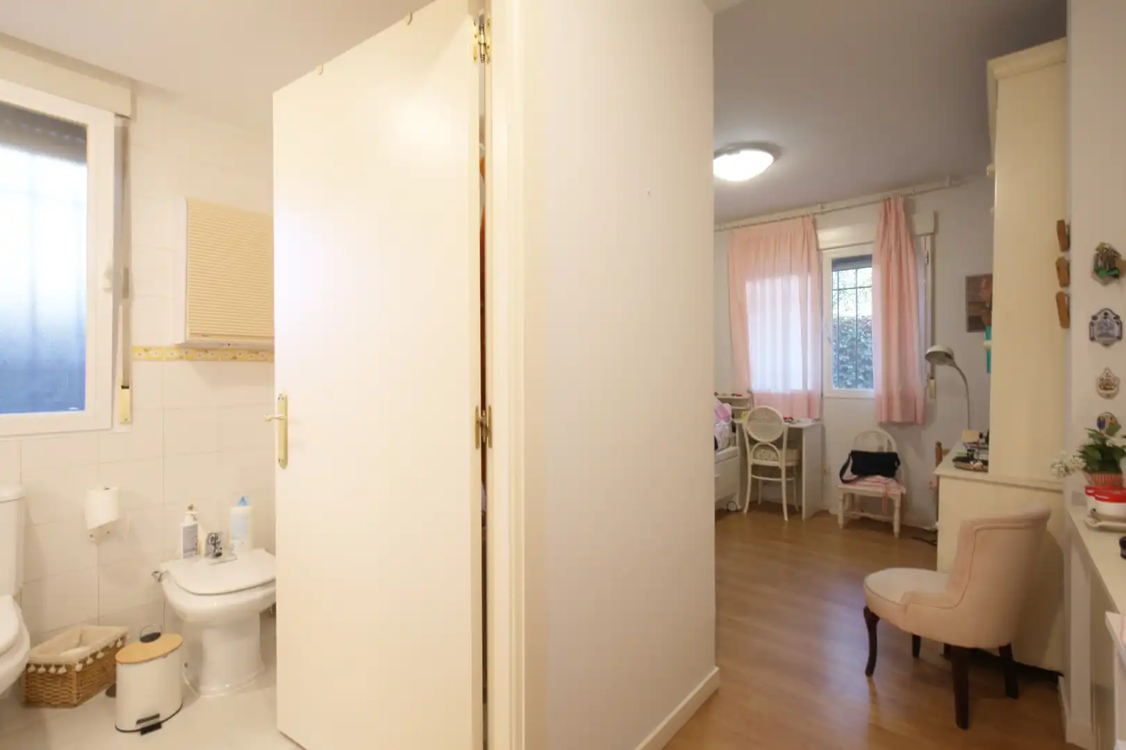 Bedroom of Houses for sale in Las Rozas de Madrid  with Air Conditioner and Heating