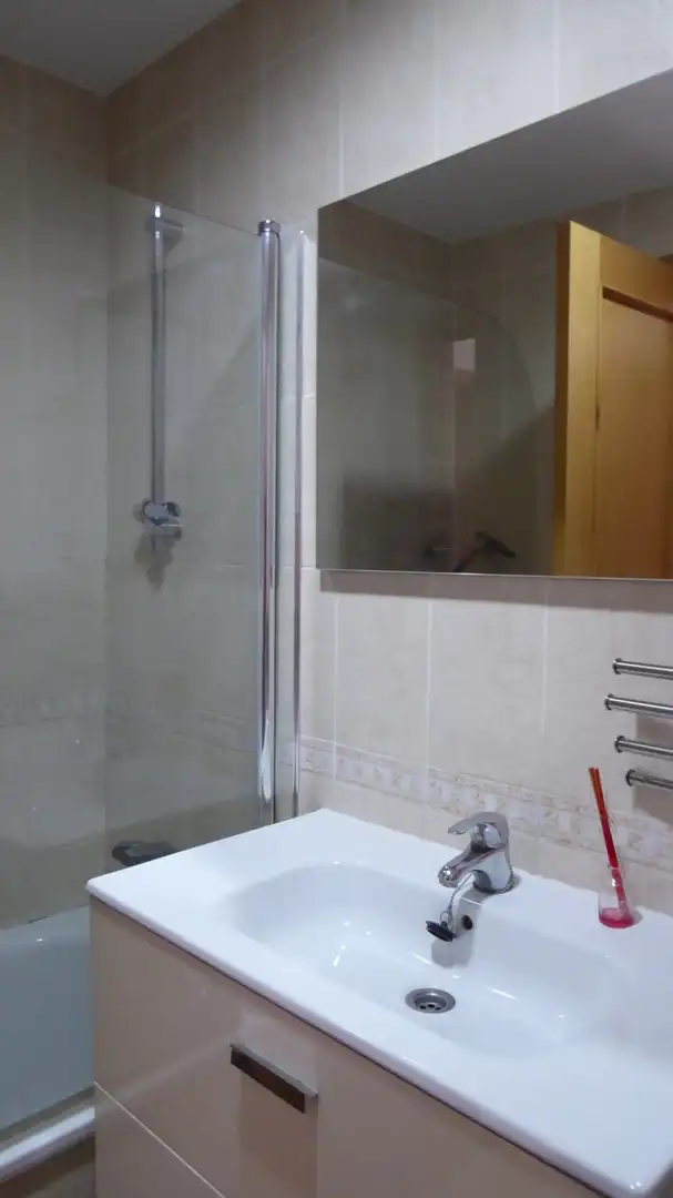 Bany de Pis en venda en Paterna amb Parquet, Traster i Balcó
