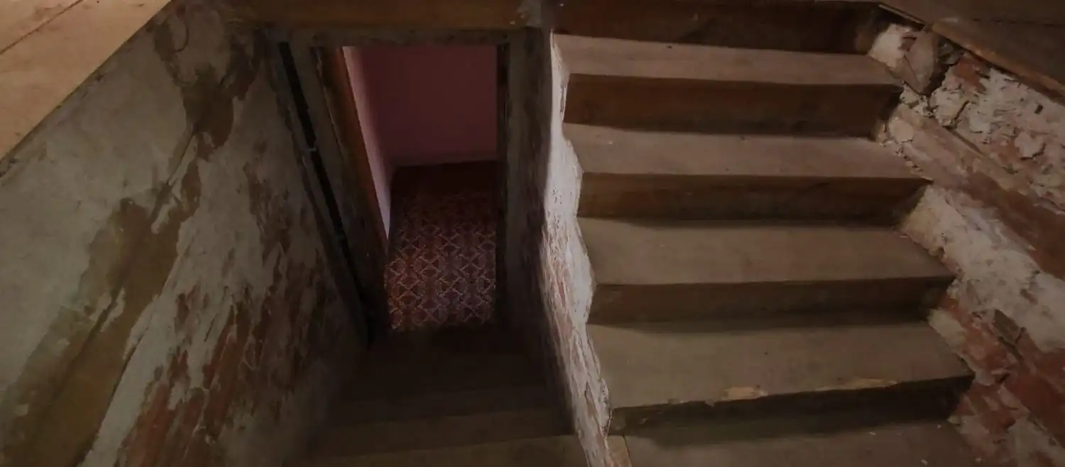Casa adosada en venda a Escuderos, Campaspero