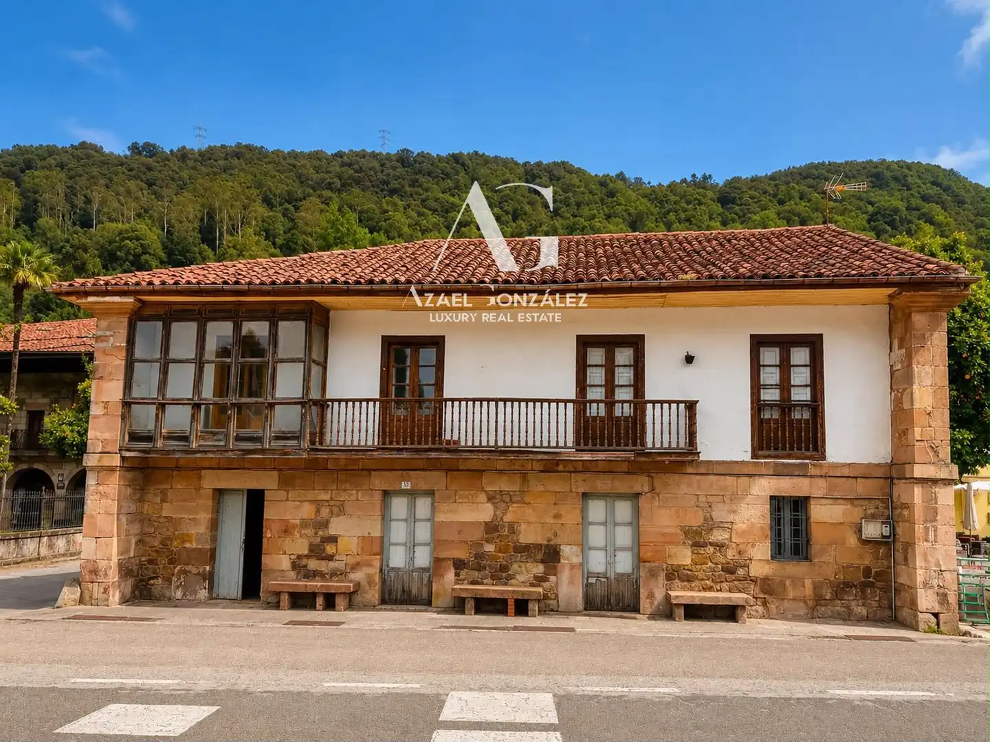 Exterior view of Houses for sale in Valdáliga