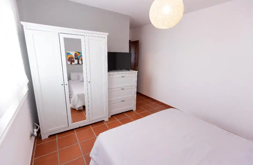 Dormitori de Casa o xalet en venda en Abegondo amb Jardí privat, Terrassa i Traster