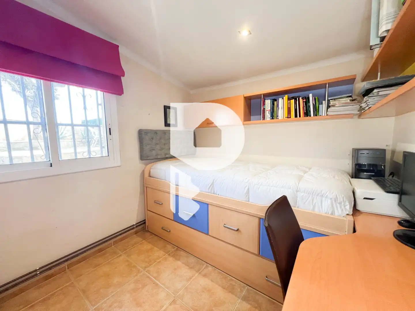 Habitación de Casa o chalet en venta en Esparreguera con Aire acondicionado, Calefacción y Jardín privado