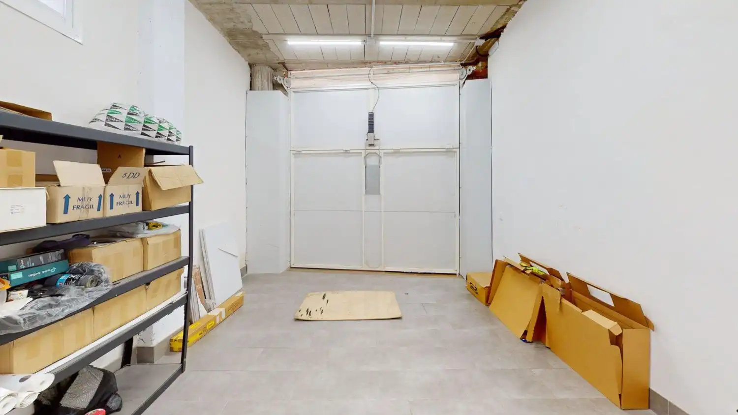 Commercial properties for sale in Sevilla  with Air Conditioner