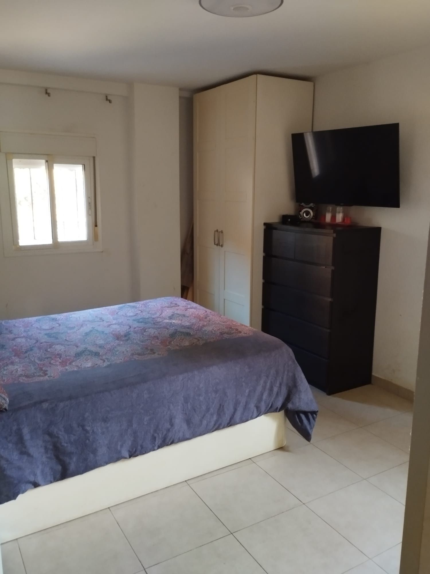 Bedroom of Flat for sale in  Sevilla Capital