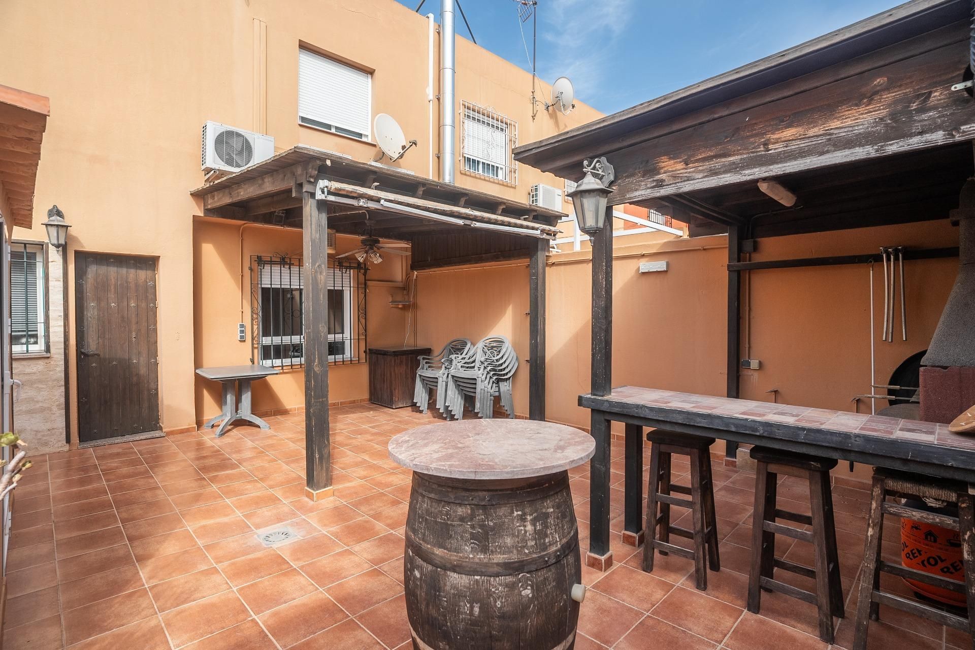 Terrace of Single-family semi-detached for sale in  Almería Capital  with Air Conditioner and Terrace