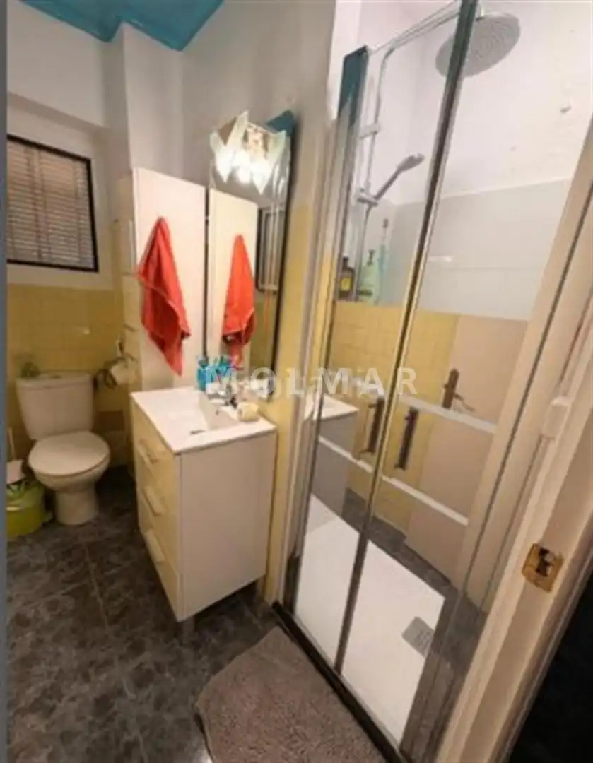 Flat with terrace for sale in Carrer Trevijano, imagen 3