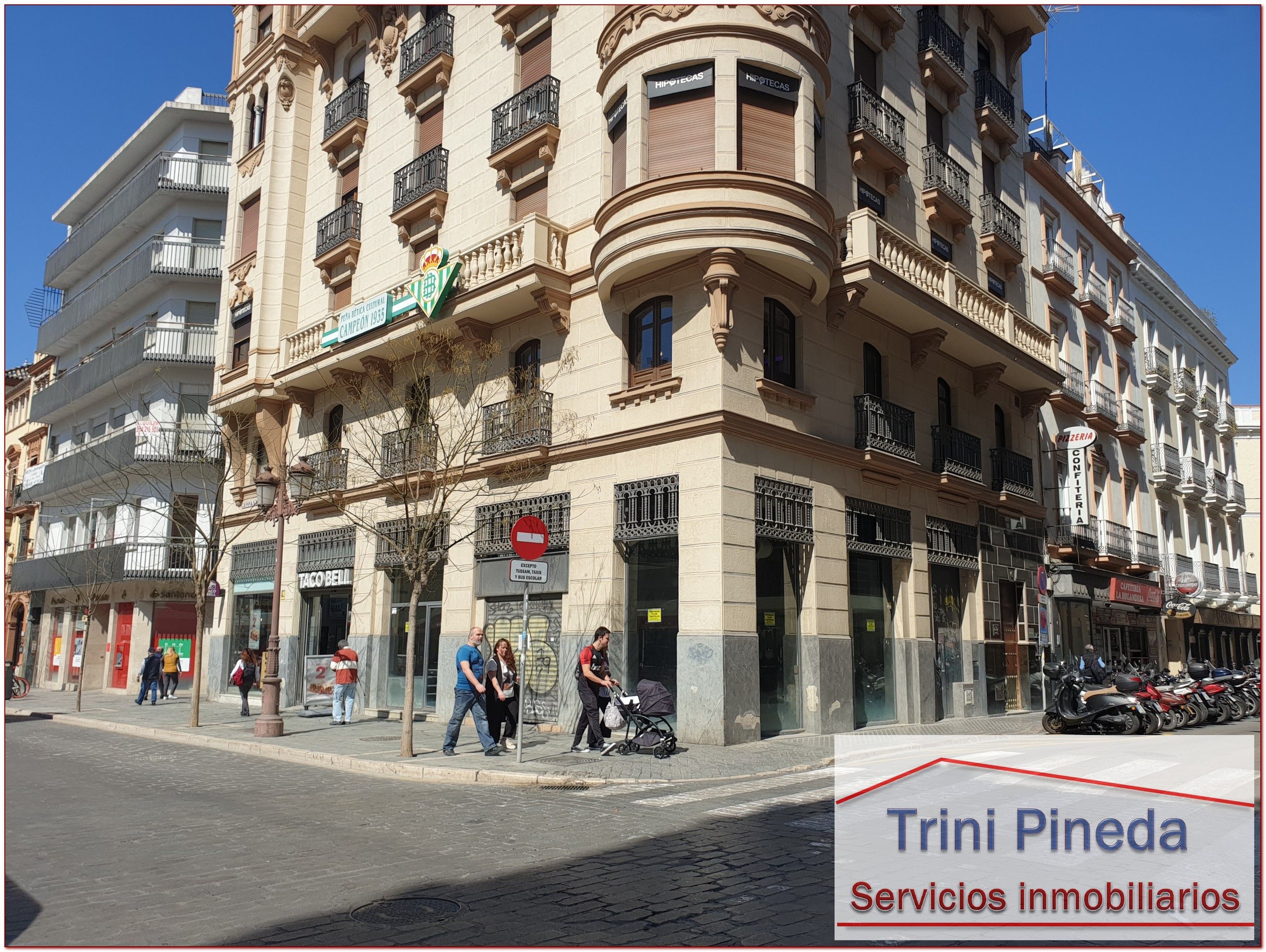 Vista exterior de Local de lloguer en  Sevilla Capital