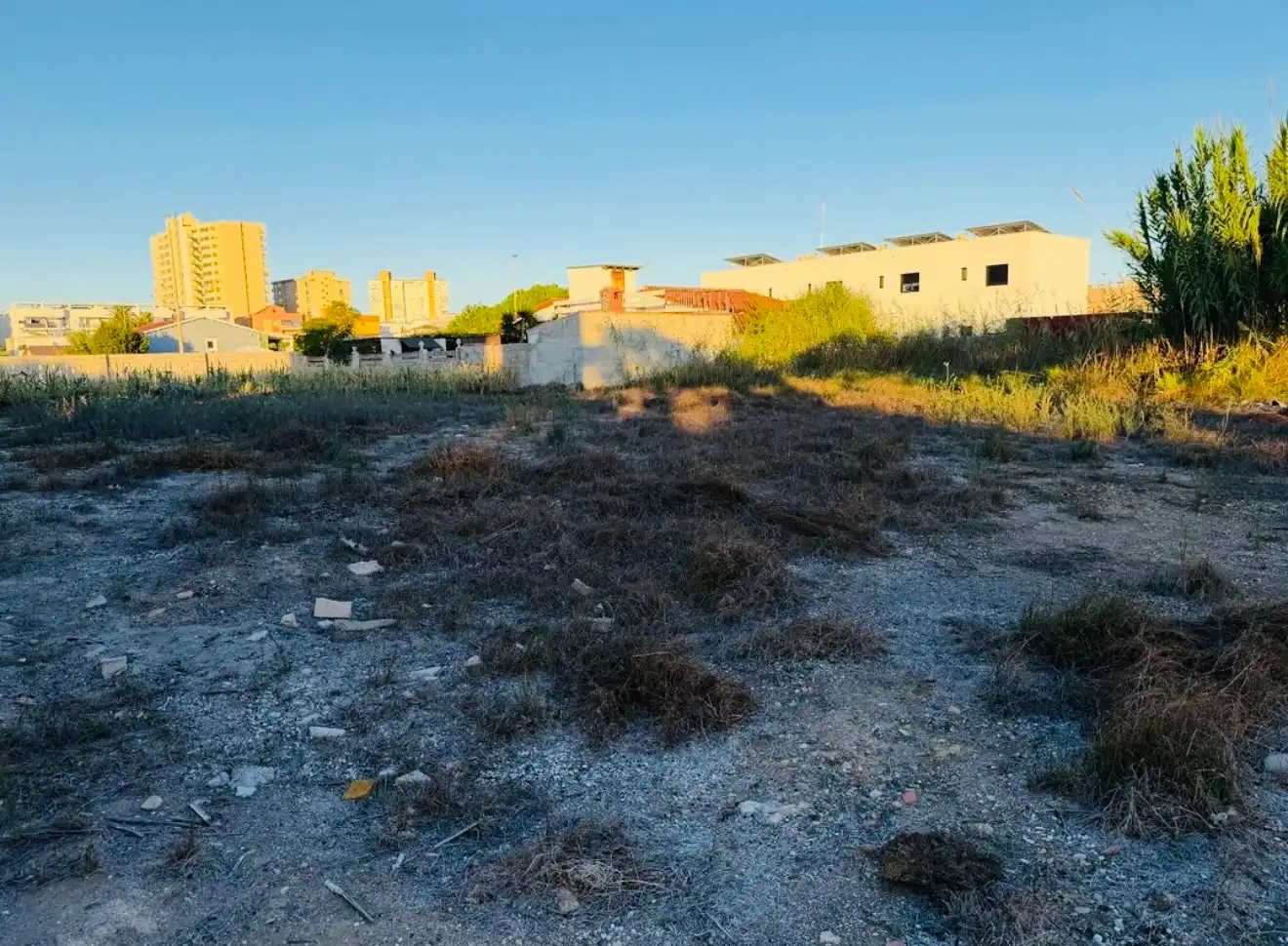 Terreno industrial en venta en Bellreguard