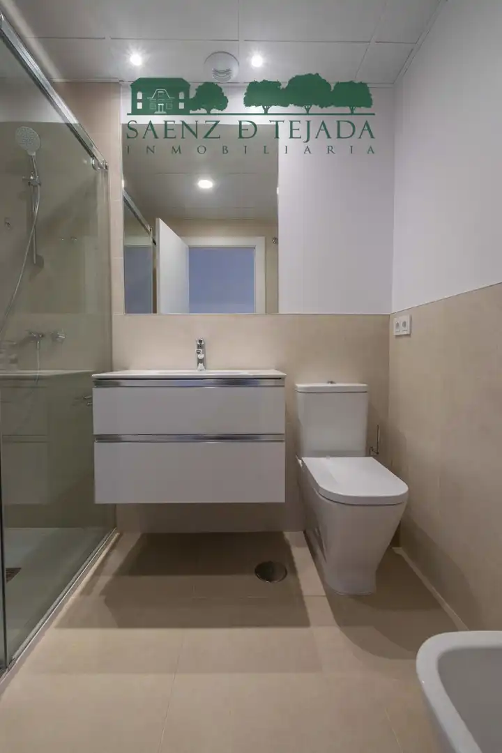 Pis amb piscina de lloguer a Calle Jandula 4, imagen 32