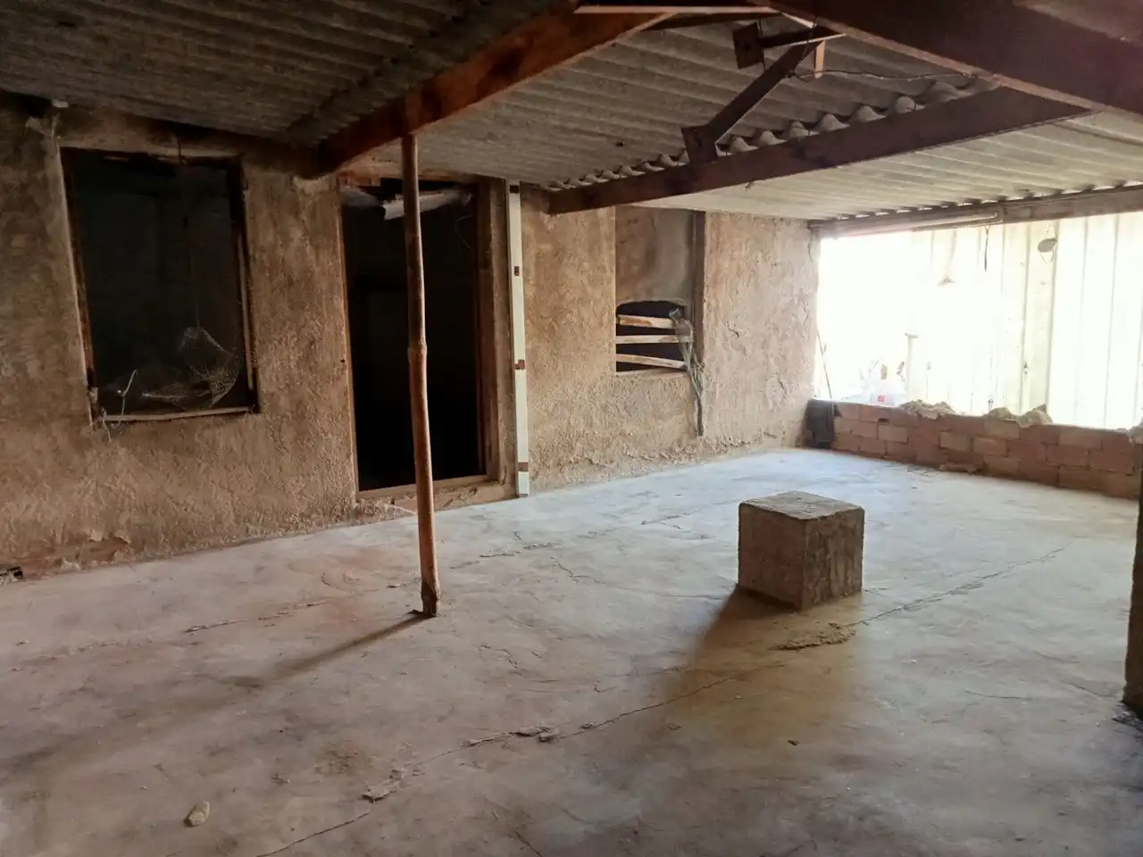 Nave industrial en venta en Elda