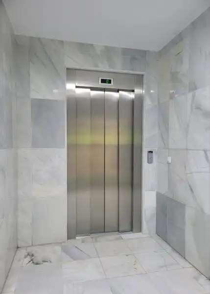 Flat for sale in Calle Héroe de Sostoa, 136, La Princesa