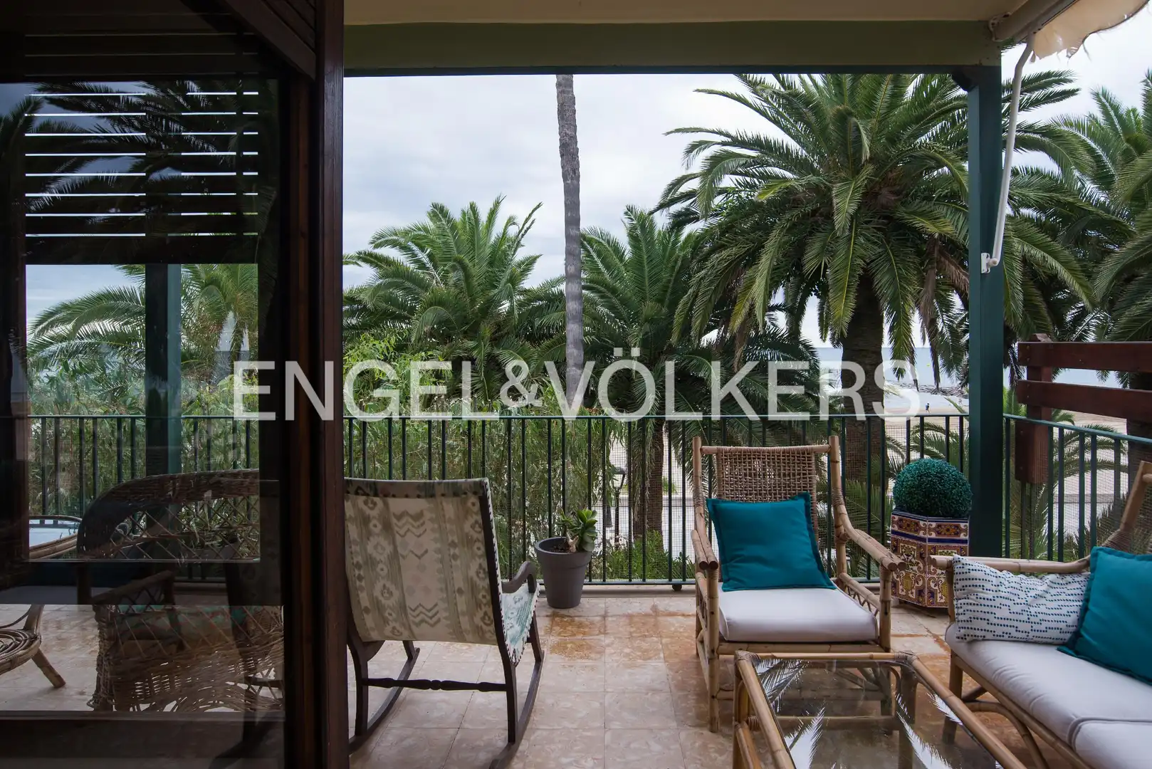 Terrassa de Casa o xalet en venda en Benicasim / Benicàssim amb Calefacció, Jardí privat i Terrassa