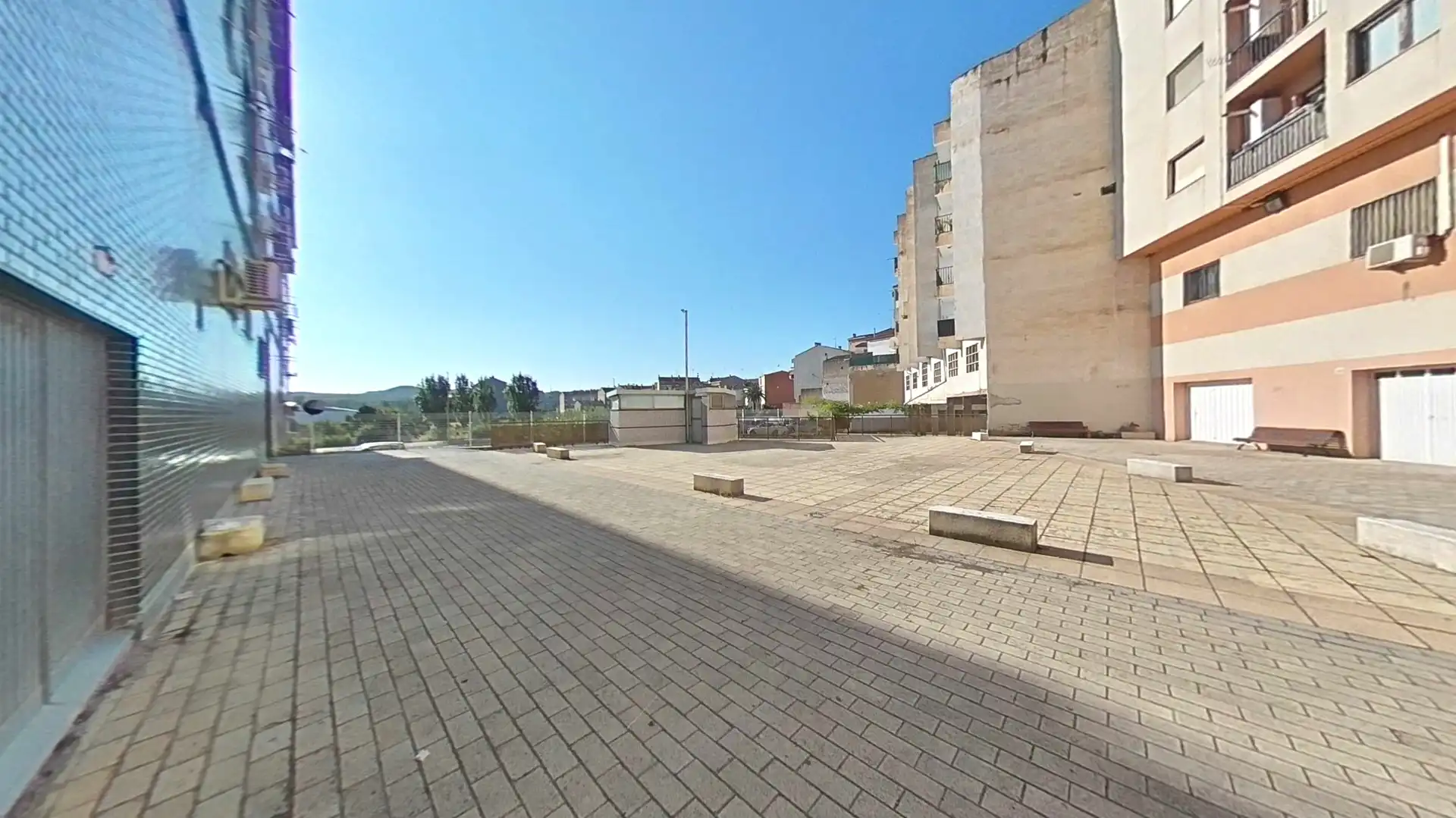Parking of Commercial properties for sale in Autol
