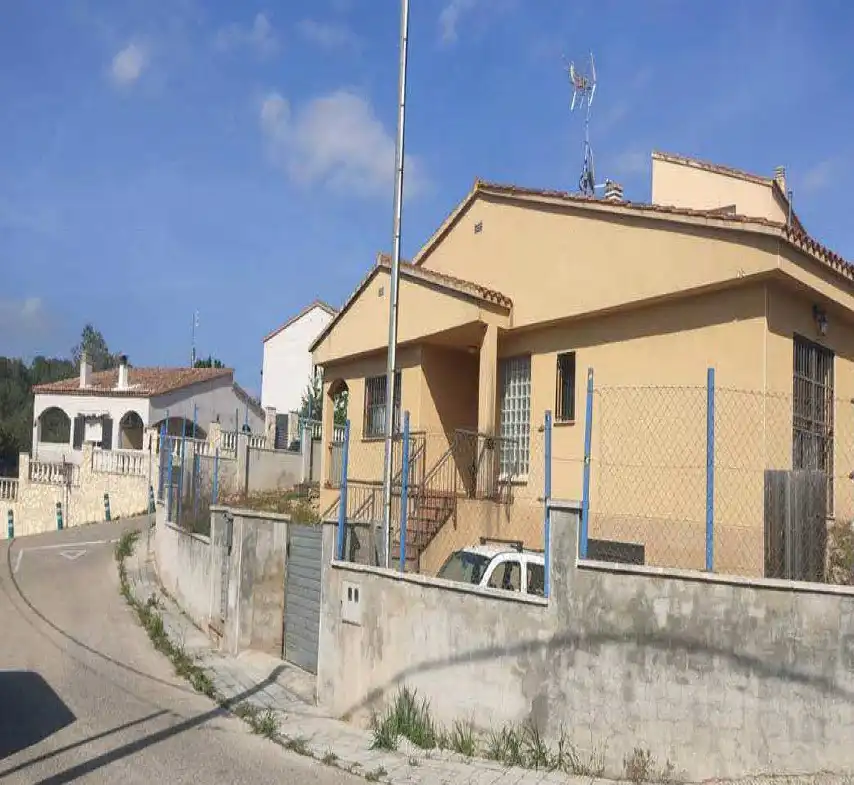 Villa zum Verkauf in C/ de la Valira