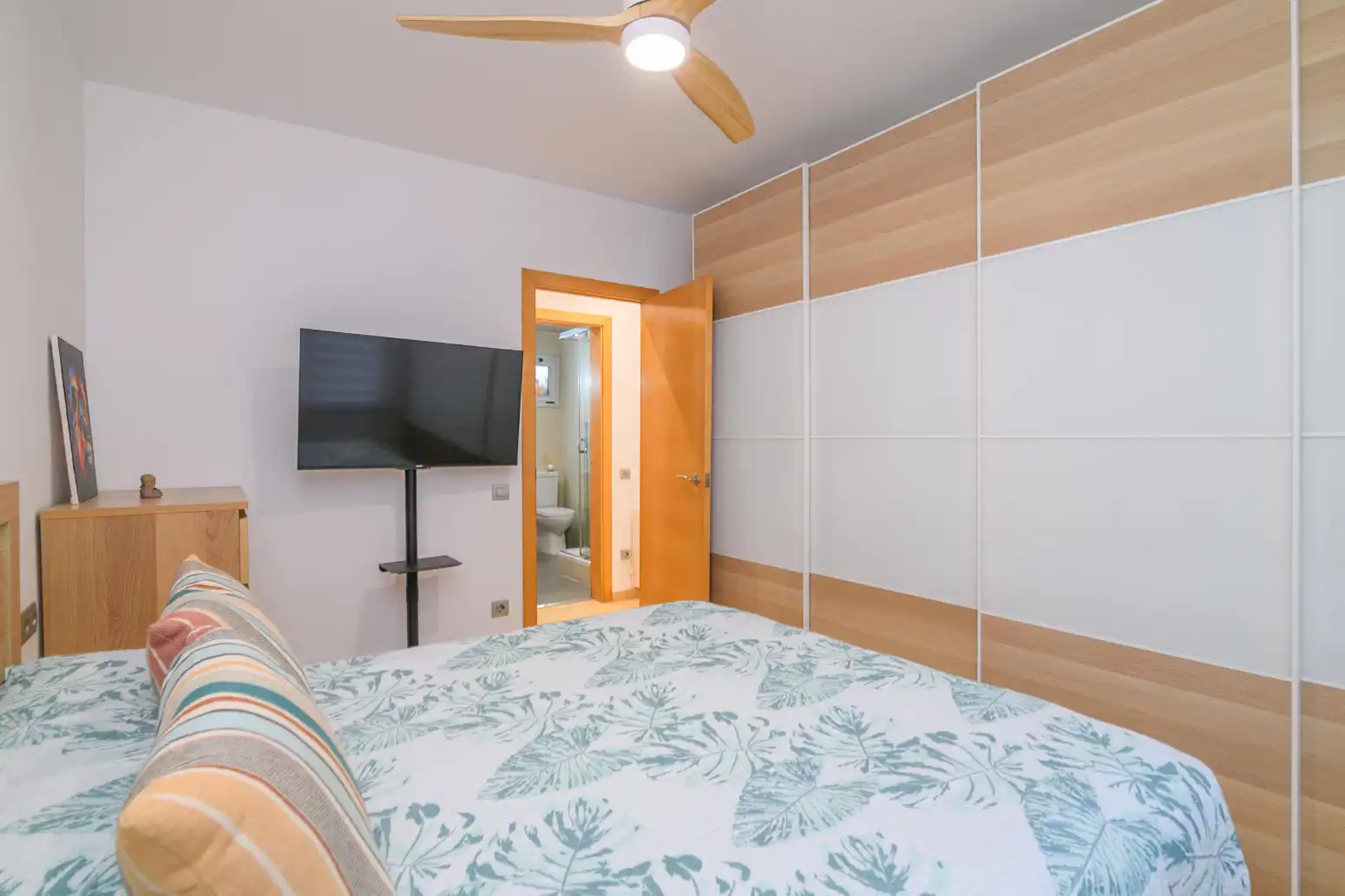 Bedroom of Flat for sale in La Roureda