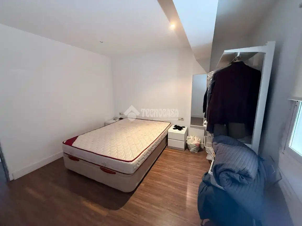 Piso en venta en Valencia con Parquet y Alarma