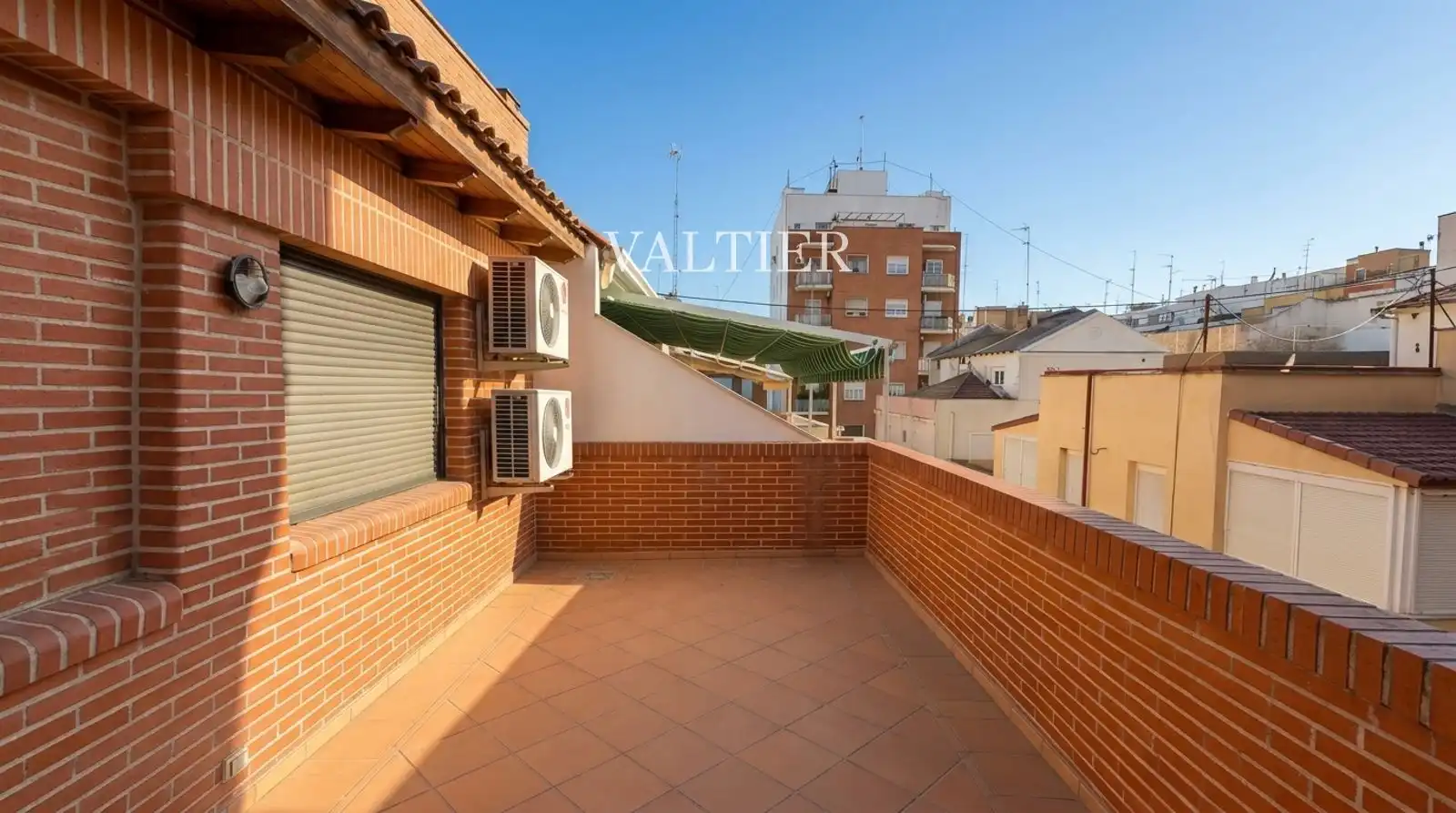 Attic for rent in DE GABRIEL DÍEZ, Cuatro Caminos - Azca