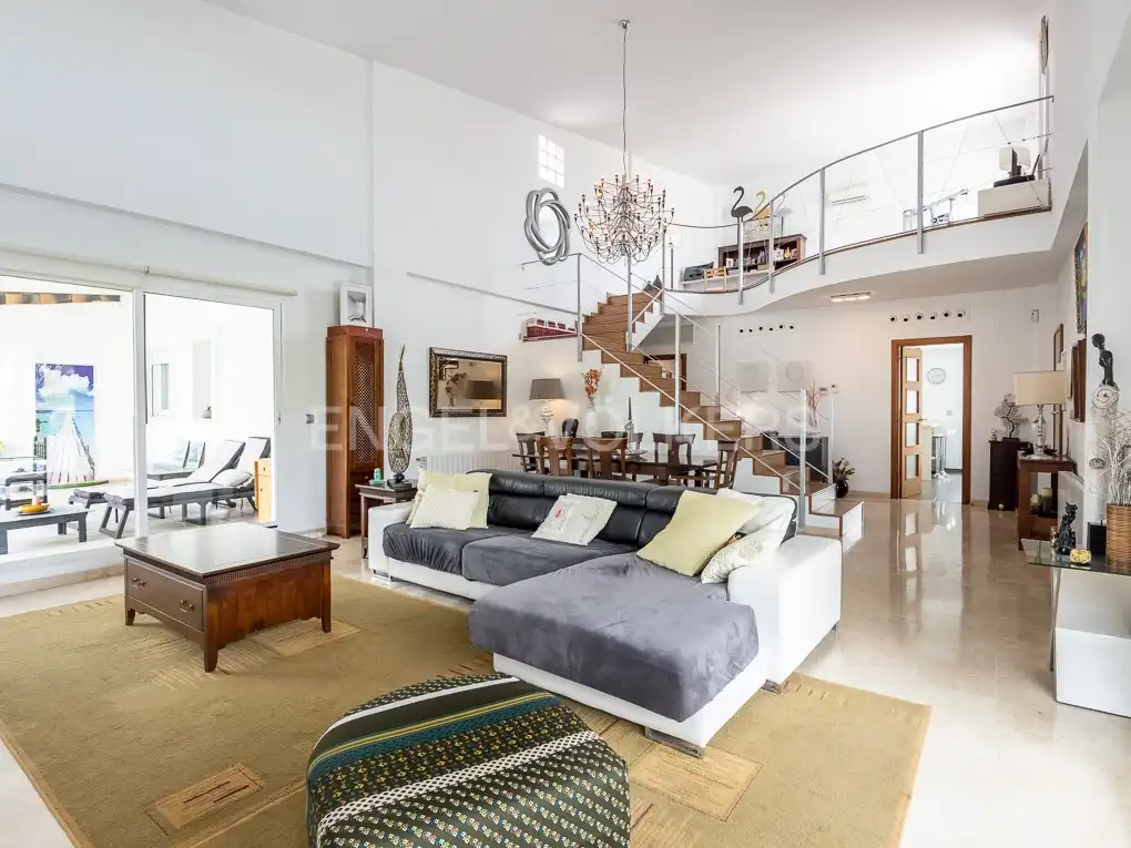 Sala d'estar de Casa o xalet de lloguer en Bétera amb Aire condicionat, Calefacció i Jardí privat