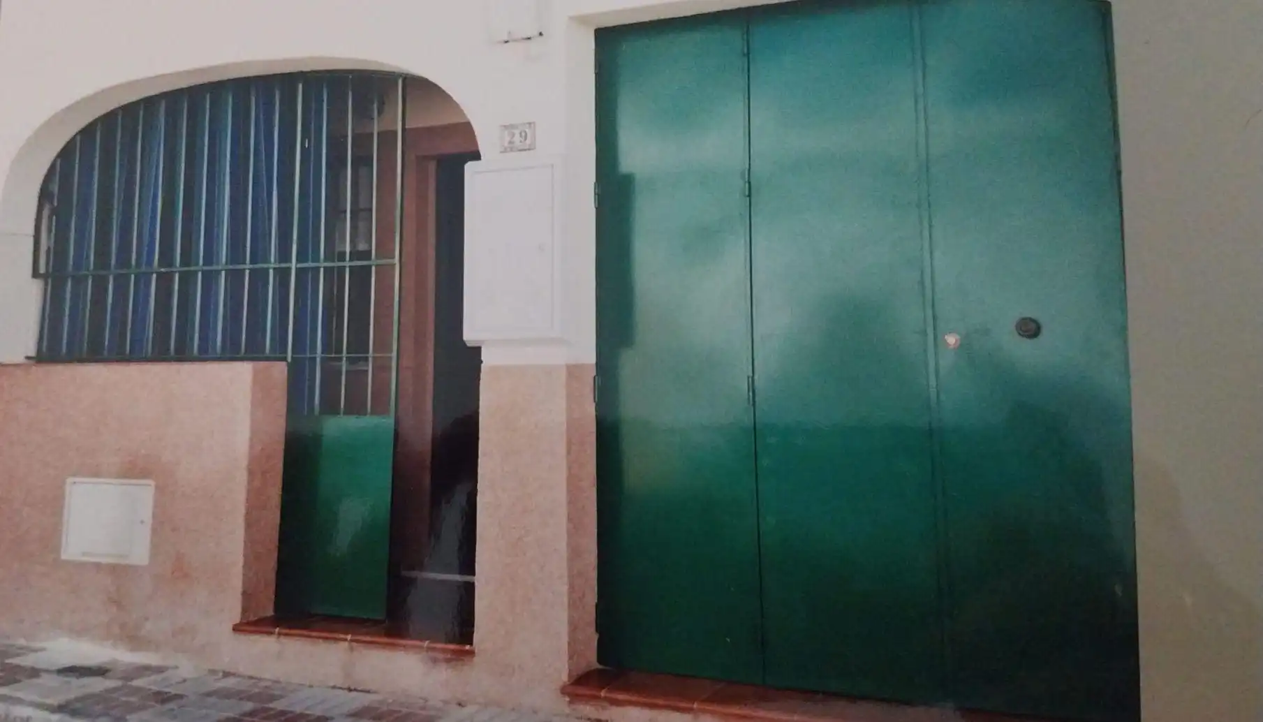 Vista exterior de Casa o chalet en venta en Alcalá del Río con Aire acondicionado y Terraza